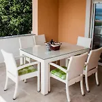 Awesome Home In Sveti Filip I Jakov