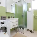 Awesome Home In Sveti Filip I Jakov 度假居 *